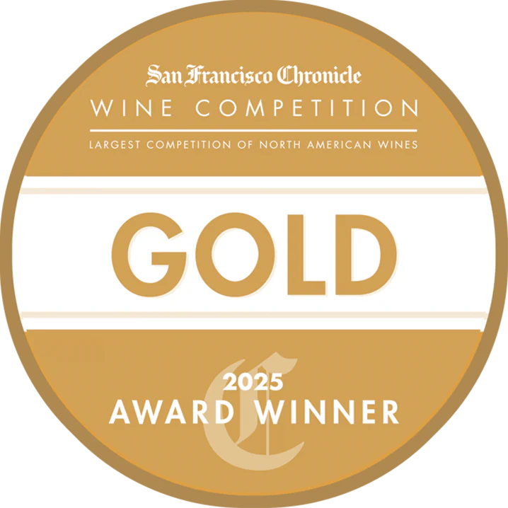 VAMPIRE® CHARDONNAY WITH VAMPIRE WINE CAPE - Image 6